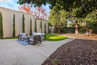 1322 38th St, Oakland, CA 94602 - Photo 53