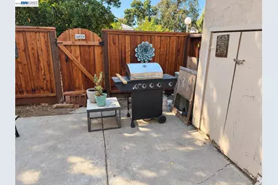 1891 Landana Dr #A, Concord, CA 94519 - Photo 17