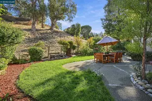 109 Costanza Dr, Martinez, CA 94553 - Photo 27