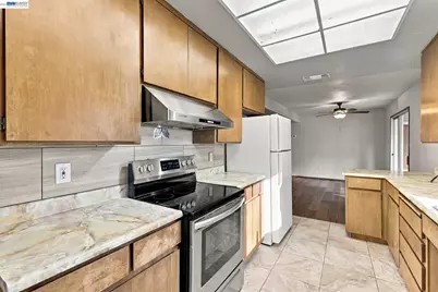 5013 63rd St, Sacramento, CA 95820 - Photo 11