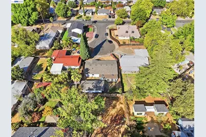 5013 63rd St, Sacramento, CA 95820 - Photo 37