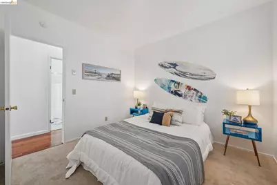 183 Schooner Ct, Richmond, CA 94804 - Photo 17