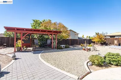 1723 Genoa St, Livermore, CA 94550 - Photo 25