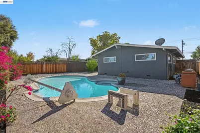 1264 Pine St, Livermore, CA 94551 - Photo 23