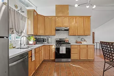 1264 Pine St, Livermore, CA 94551 - Photo 9