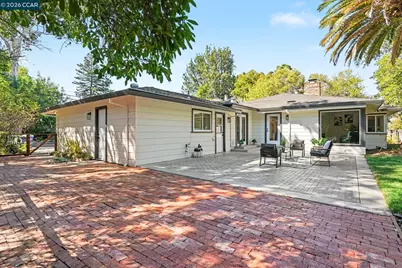 1174 Saint Francis Dr, Concord, CA 94518 - Photo 21