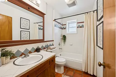 1822 24th St, Oakland, CA 94606 - Photo 45