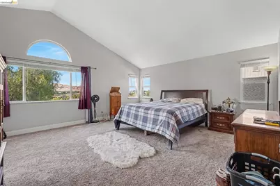 304 Greystone Dr, Antioch, CA 94509 - Photo 29