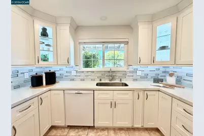 926 Sassel Avenue, Concord, CA 94518 - Photo 17