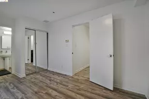 9455 MacArthur Blvd, Oakland, CA 94605 - Photo 25