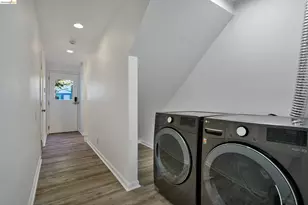 9455 MacArthur Blvd, Oakland, CA 94605 - Photo 27
