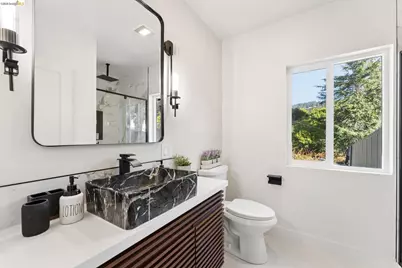 3231 Wisconsin St, Oakland, CA 94602 - Photo 57