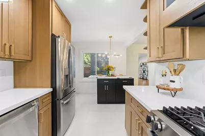 3231 Wisconsin St, Oakland, CA 94602 - Photo 27