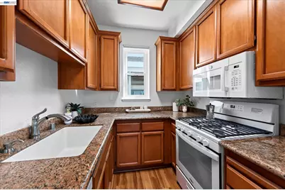 411 Commodore Drive, Richmond, CA 94804 - Photo 7