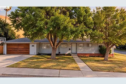 1002 Hillside Ter, Rio Vista, CA 94571 - Photo 1