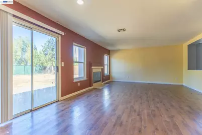 1121 Prewett Ranch Dr, Antioch, CA 94531 - Photo 9