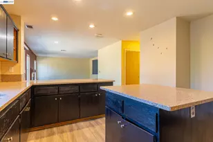 1121 Prewett Ranch Dr, Antioch, CA 94531 - Photo 11