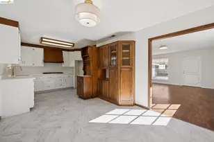 4685 Upland Dr, Richmond, CA 94803 - Photo 9