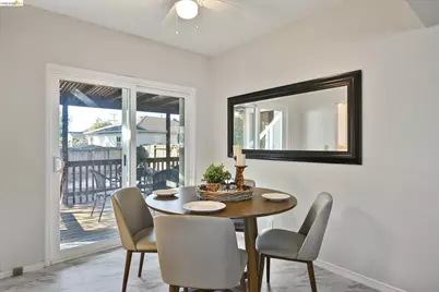 711 30th St, Richmond, CA 94804 - Photo 9