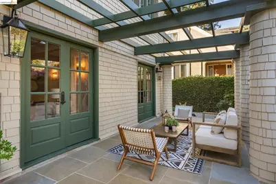 6487 Benvenue Ave, Oakland, CA 94618 - Photo 69