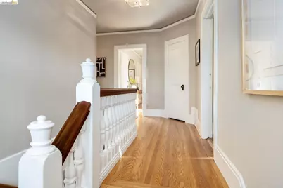 6487 Benvenue Ave, Oakland, CA 94618 - Photo 43