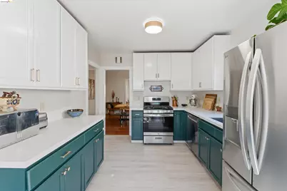 3106 Kingsland, Oakland, CA 94619 - Photo 17