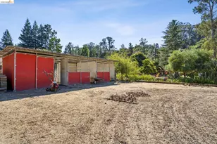 11310 Golf Links Rd, Oakland, CA 94605 - Photo 51