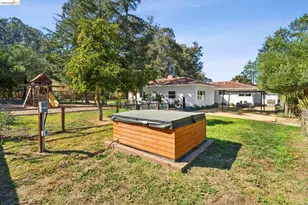 11310 Golf Links Rd, Oakland, CA 94605 - Photo 47