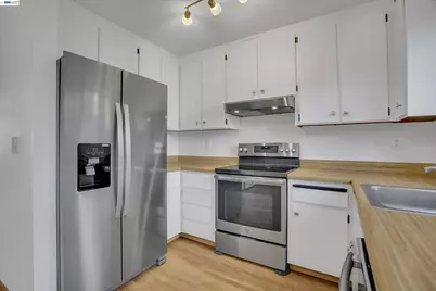692 Concord, Pleasanton, CA 94566 - Photo 11