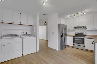 692 Concord, Pleasanton, CA 94566 - Photo 9