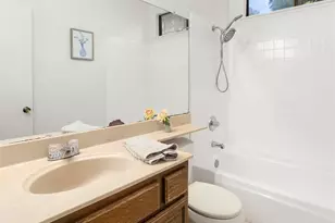 6212 Buena Vista Dr, Newark, CA 94560 - Photo 17