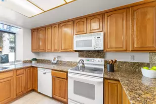 6212 Buena Vista Dr, Newark, CA 94560 - Photo 13