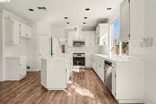 160 Malaga Way, Brentwood, CA 94513 - Photo 3
