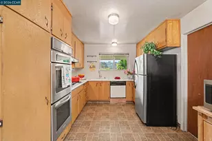 3007 Parker Rd, Richmond, CA 94806 - Photo 13