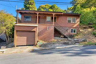 4 Green St, Martinez, CA 94553 - Photo 1