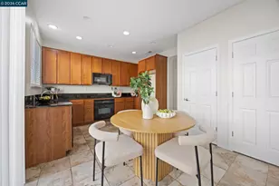 570 Terrano Ct, Fairfield, CA 94534 - Photo 7