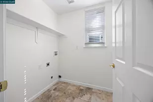 570 Terrano Ct, Fairfield, CA 94534 - Photo 11