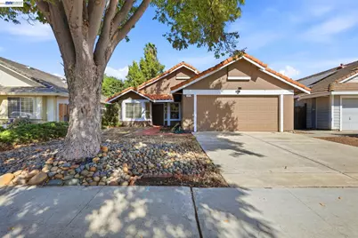 275 Arroyo Hondo Cir, Tracy, CA 95376 - Photo 1