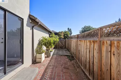 20061 Santa Maria Ave, Castro Valley, CA 94546 - Photo 33