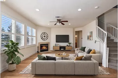 2332 Forty Niner Ct, Antioch, CA 94531 - Photo 15