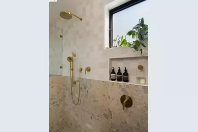 1616 B Sixth St., Berkeley, CA 94710 - Photo 17
