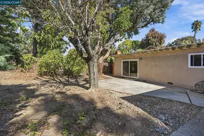 1723 Encanto Court, Walnut Creek, CA 94597 - Photo 19