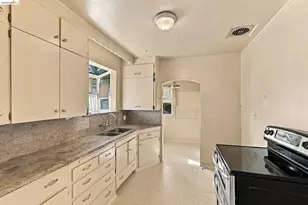 2901 Sheffield Ave, Oakland, CA 94602 - Photo 17