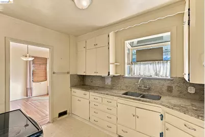 2901 Sheffield Ave, Oakland, CA 94602 - Photo 15