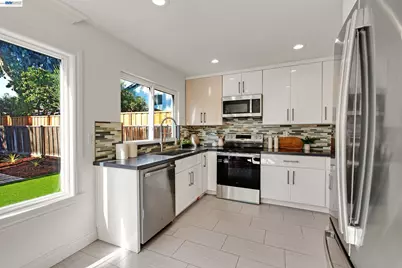 91 Southbrook Dr, San Jose, CA 95138 - Photo 11