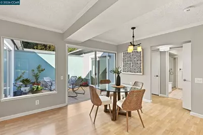 2116 Pine Knoll Dr #7, Walnut Creek, CA 94595 - Photo 11