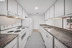2400 Horizon Ln, Antioch, CA 94509 - Photo 11
