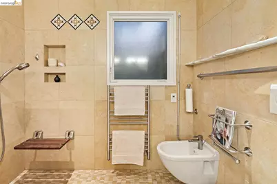 15 North Cir, Oakland, CA 94611 - Photo 47
