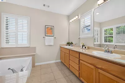 2333 Elan Ln, San Ramon, CA 94582 - Photo 23