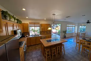 25768 Silver Canyon Ct, Castro Valley, CA 94552 - Photo 13